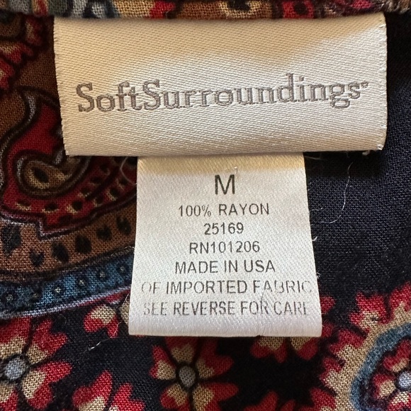 Soft Surroundings Paisley Tunic long Sleeve Button Down. Medium - Picture 6 of 6